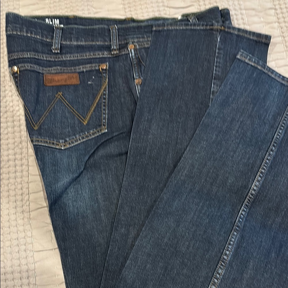 Wrangler retro slim straight 35x36
